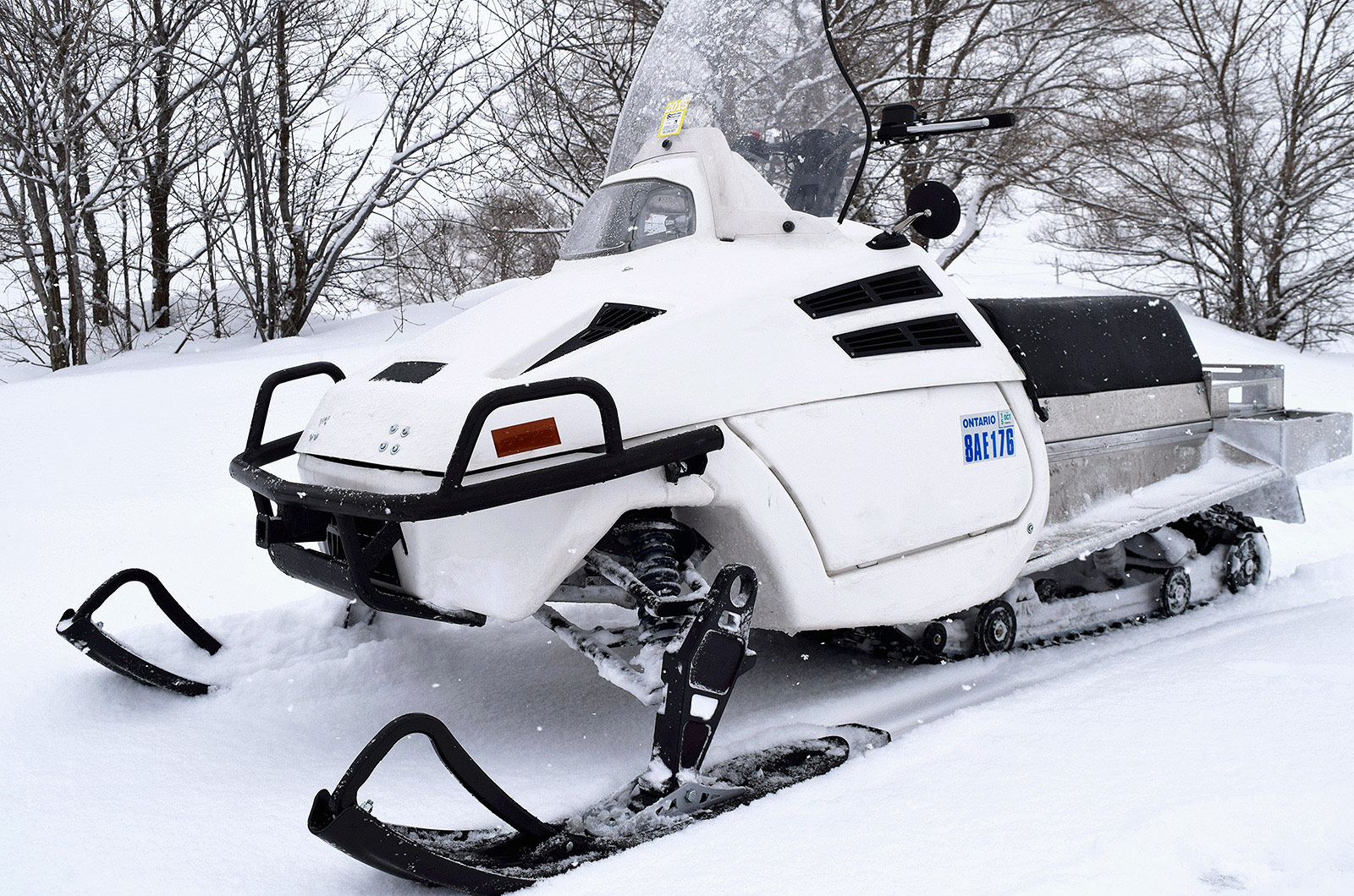 D900 Military-Grade Utility Snowmobile
